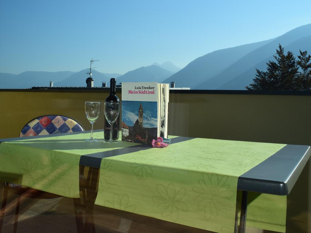 Residence Ladurn Tirolo Exterior photo